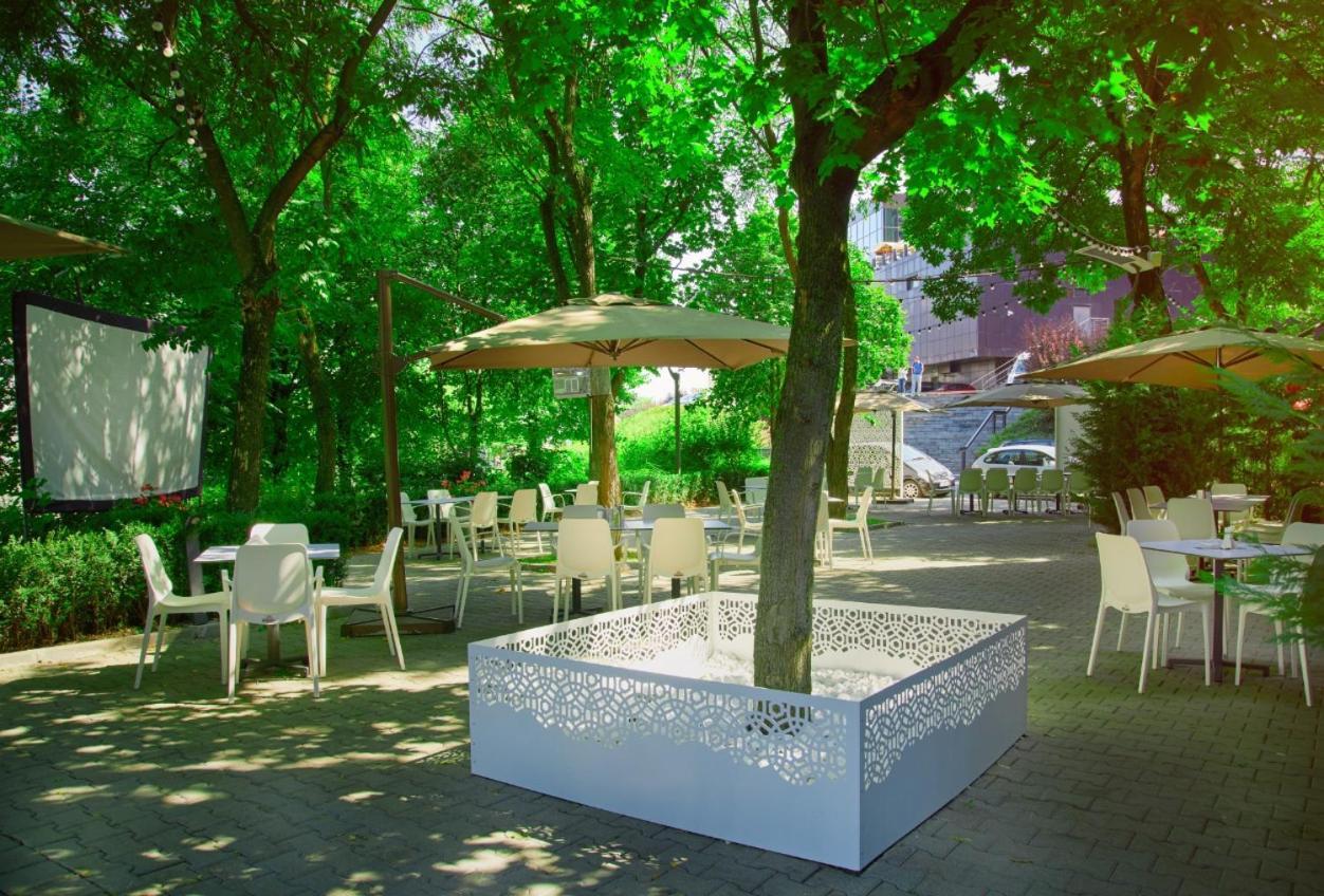 Hotel Univers Cluj-Napoca Exterior foto